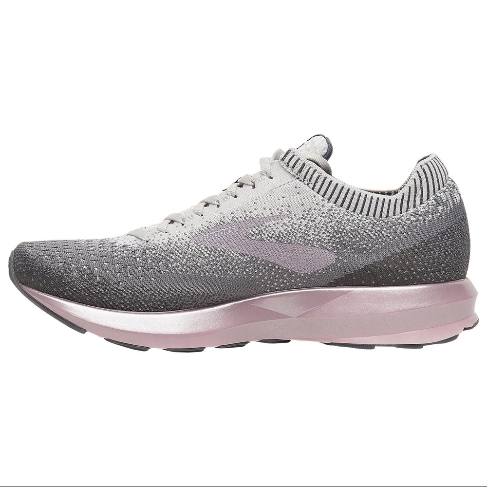 Brooks Levitate 2 Size 7 Women’s Running Sneaker